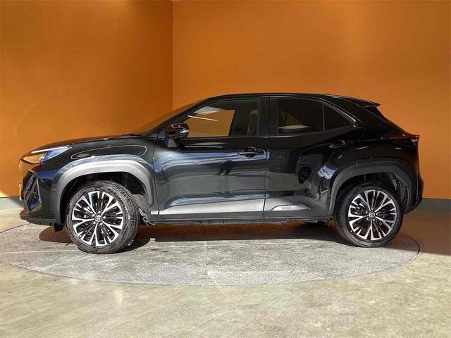 2025 TOYOTA YARIS CROSS HYBRID Z