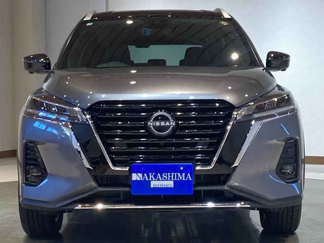 2025 NISSAN KICKS X