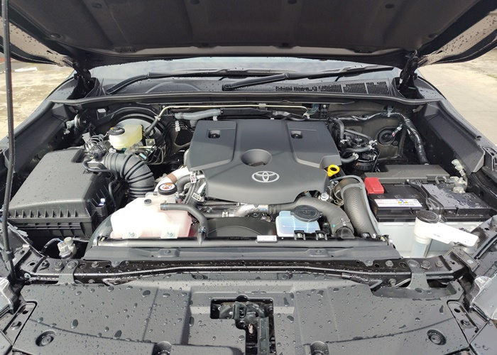 2026 TOYOTA Hilux DOUBLE CAB