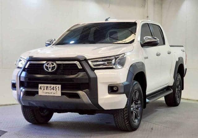 TOYOTA HILUX 2.4 E REVO DOUBLE CAB