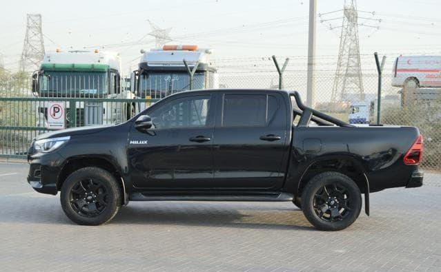 TOYOTA HILUX DOUBLE CABIN