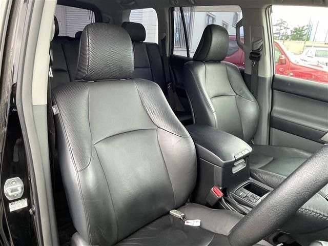 TOYOTA LAND CRUISER PRADO TXL Package